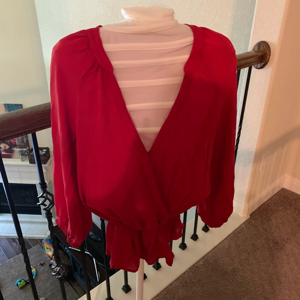 XS silk red top